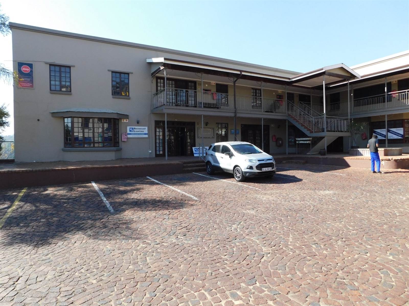 508  m² Office Space in Randburg Central photo number 1