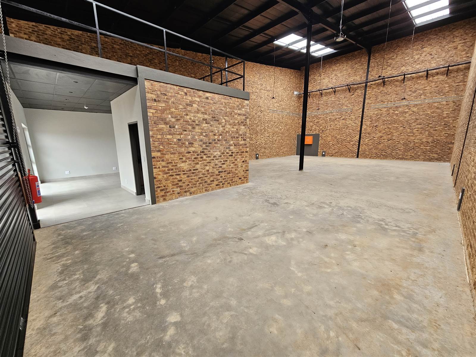 558  m² Industrial space in Anderbolt photo number 10