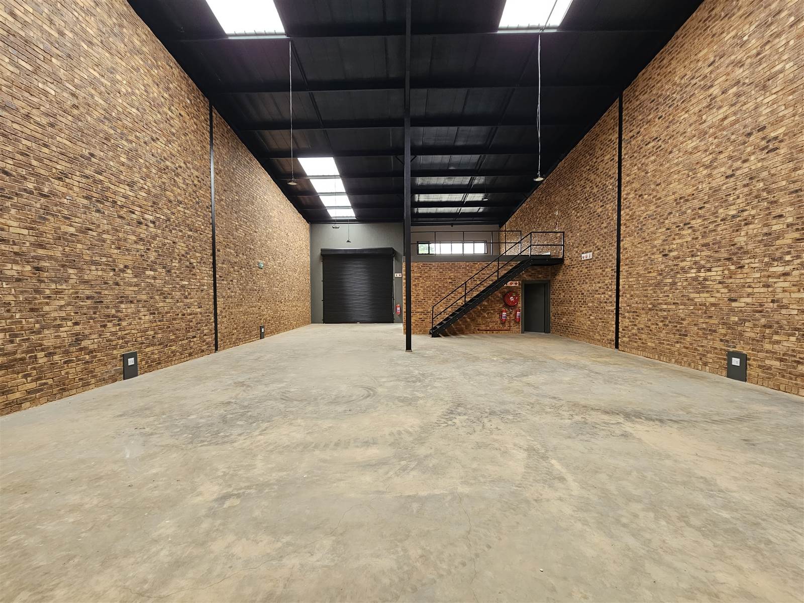 558  m² Industrial space in Anderbolt photo number 7