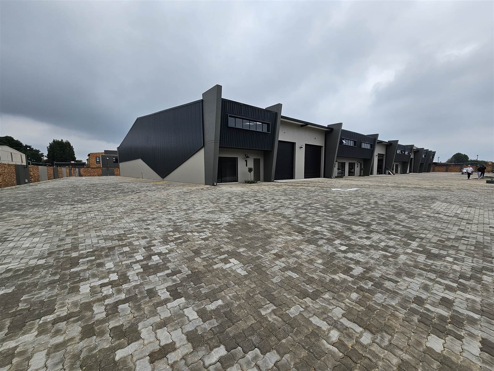 558  m² Industrial space in Anderbolt photo number 3