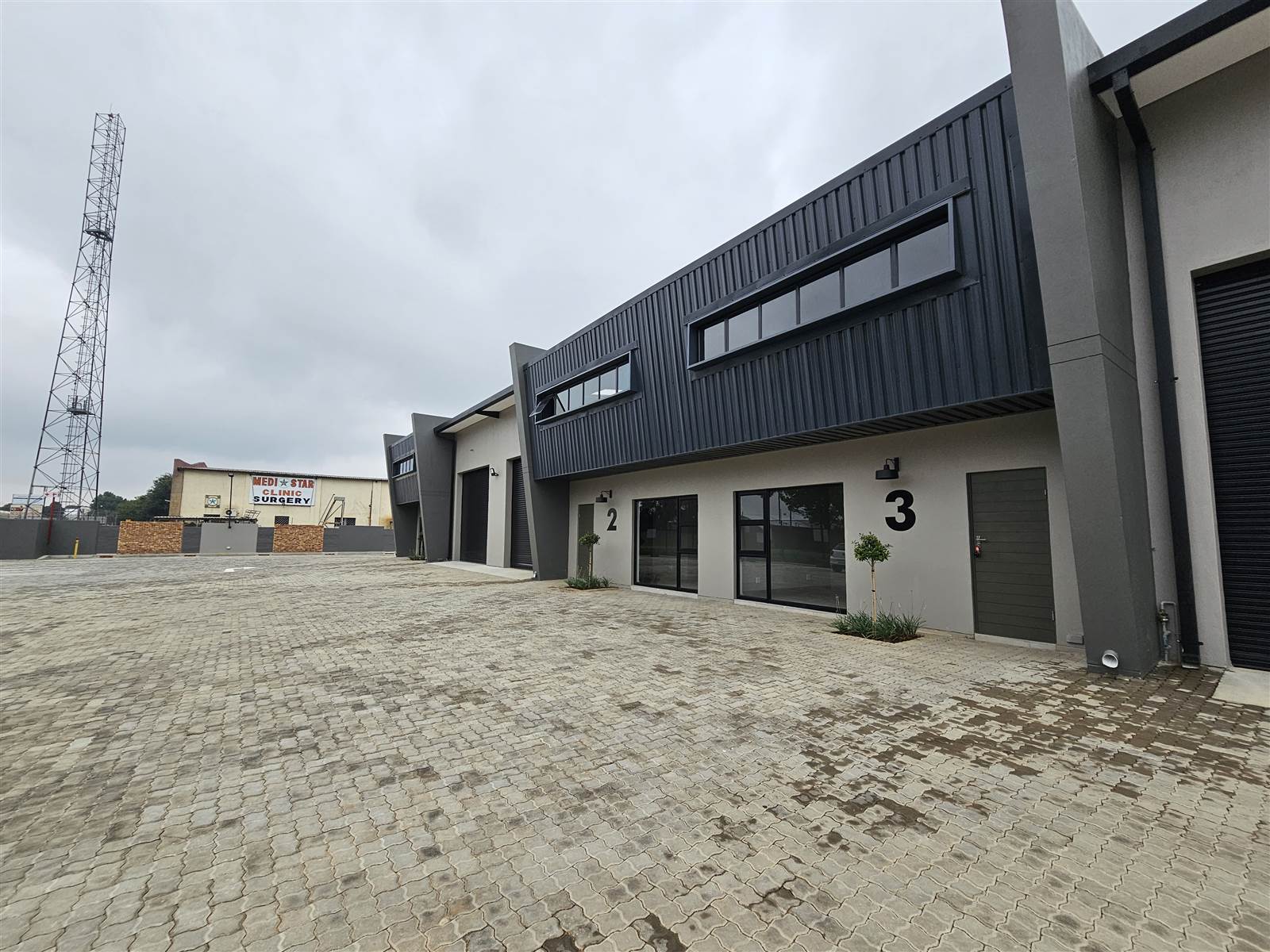 558  m² Industrial space in Anderbolt photo number 2