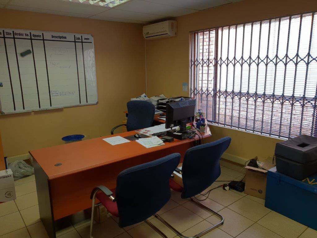 1309  m² Commercial space in Rustenburg Central photo number 24