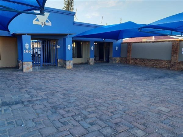 1309  m² Commercial space in Rustenburg Central