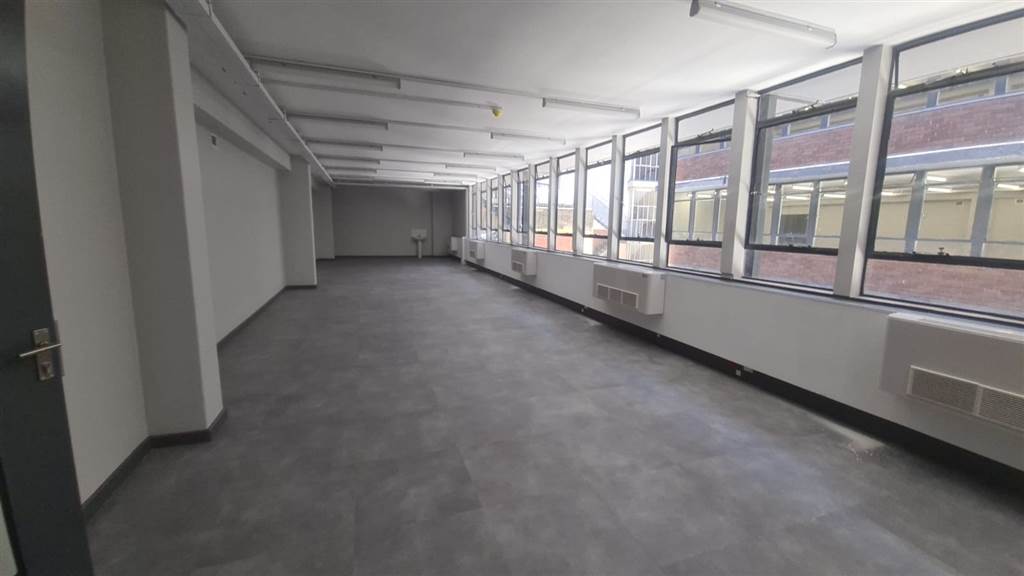 131  m² Commercial space in Pretoria Central photo number 11