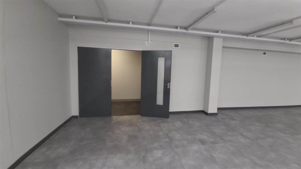 131  m² Commercial space in Pretoria Central photo number 4