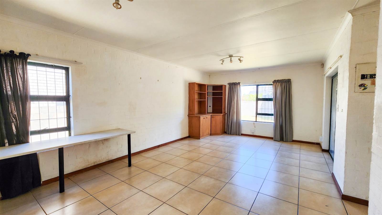 3 Bed House in Myburgh Park photo number 3