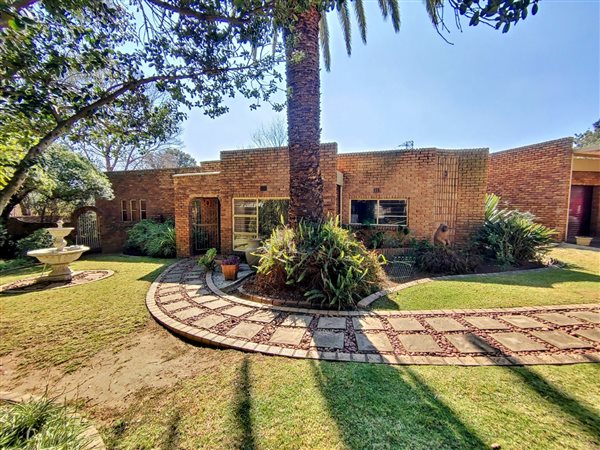 3 Bedroom House 3 Bedroom House
