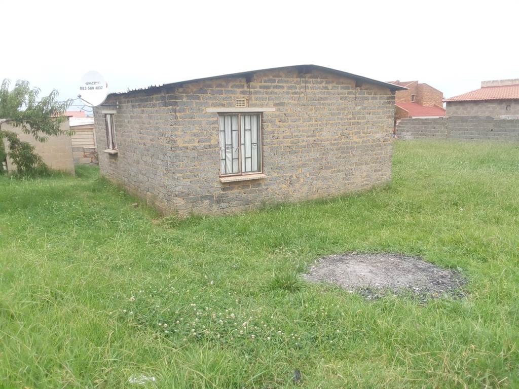1 Bed House in Daveyton photo number 7