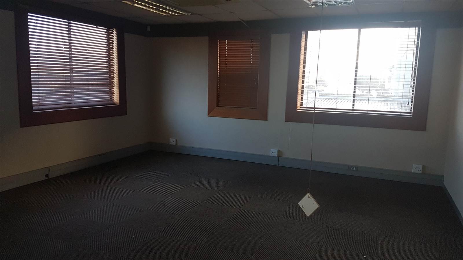 114  m² Commercial space in Bellville Central photo number 4