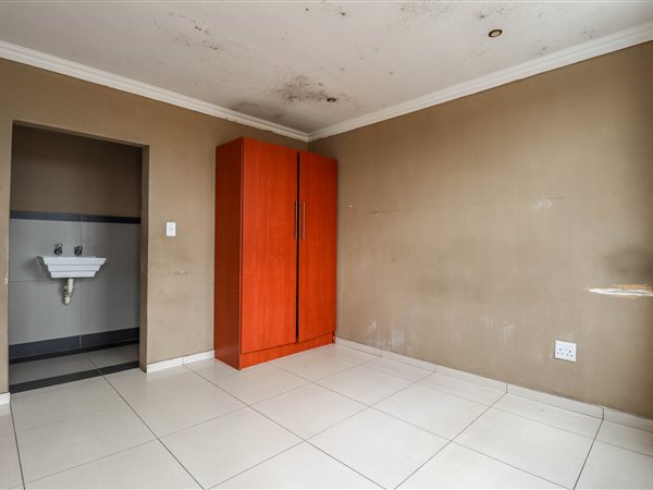 1 Bed Apartment