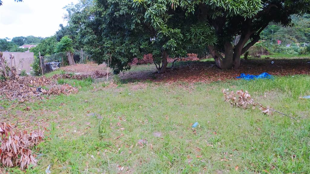 1015 m² Land available in Oaklands photo number 5