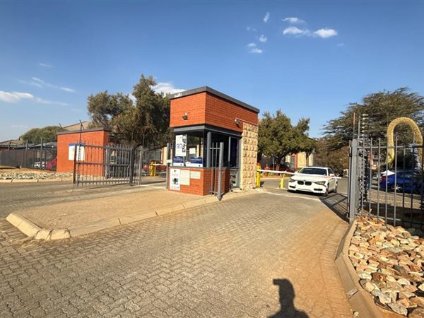 245 m² Commercial space 245 m² Commercial space