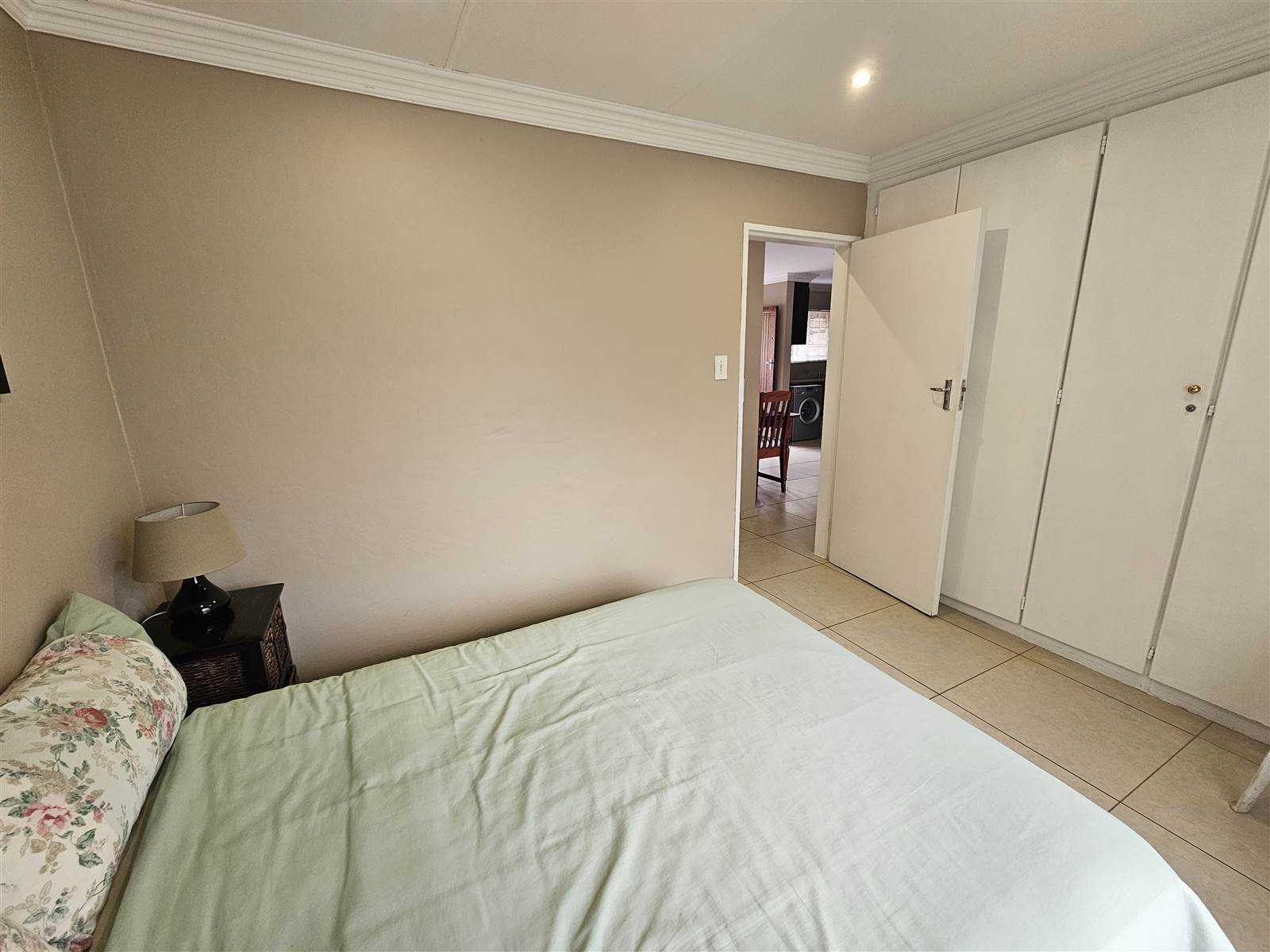 2 Bed Simplex in Wapadrand photo number 7