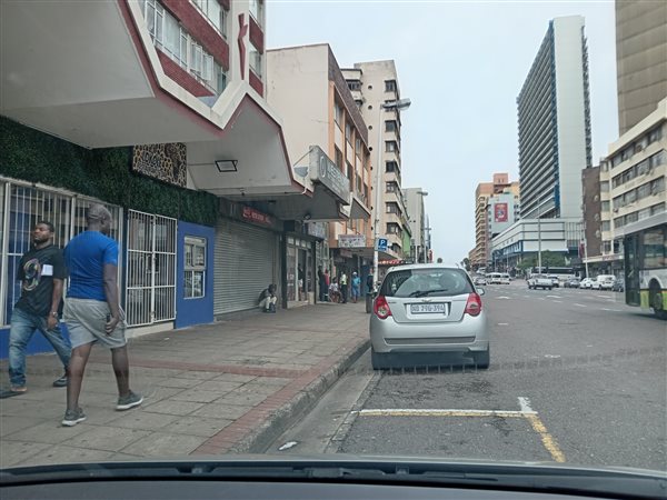64 m² Retail Space 64 m² Retail Space