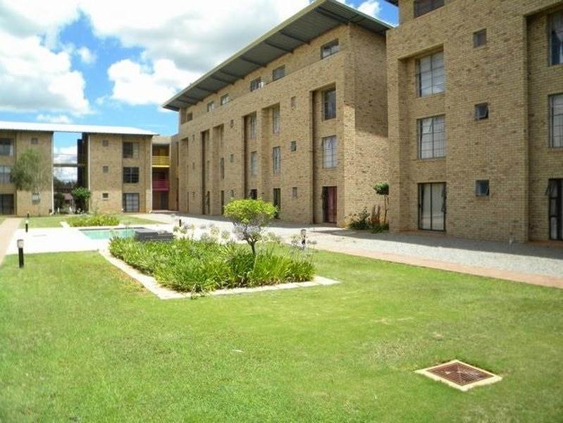 1 Bed Apartment in Kanoniers Park photo number 1