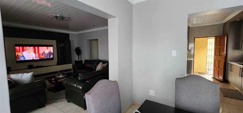 4 Bed House in Kriel photo number 19