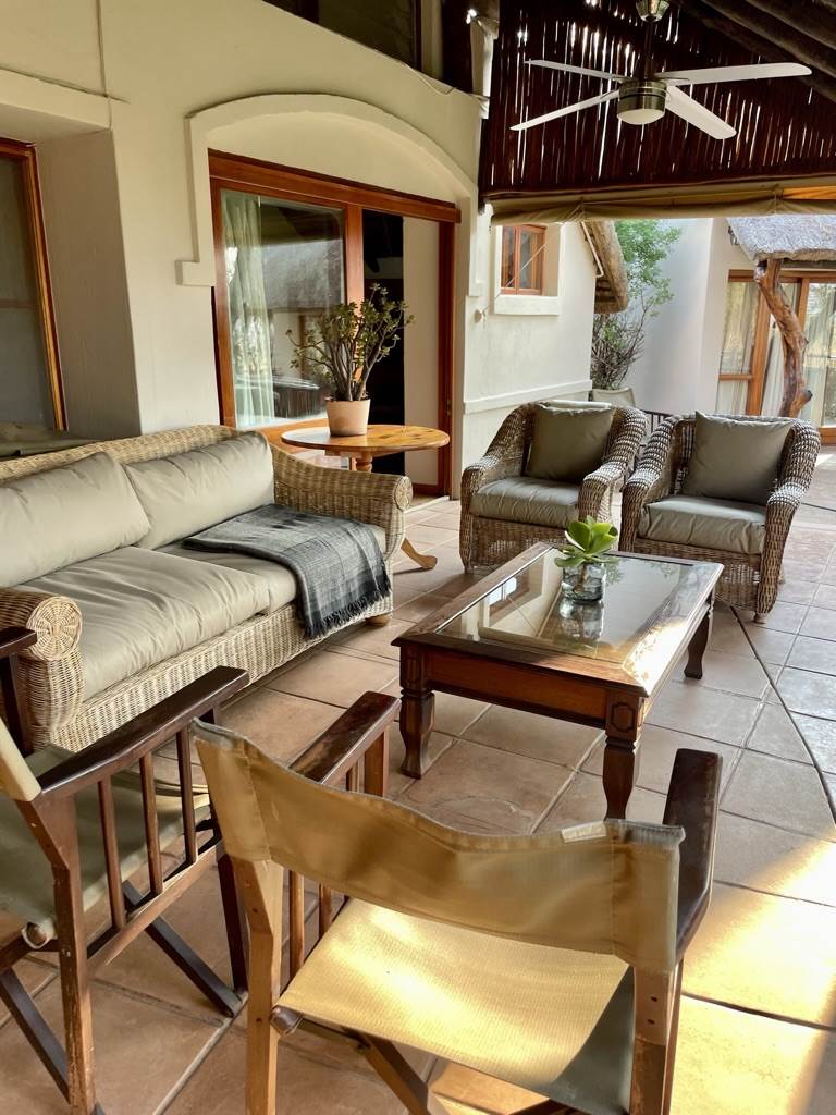 5 Bed House in Mabula Private Game Lodge photo number 11