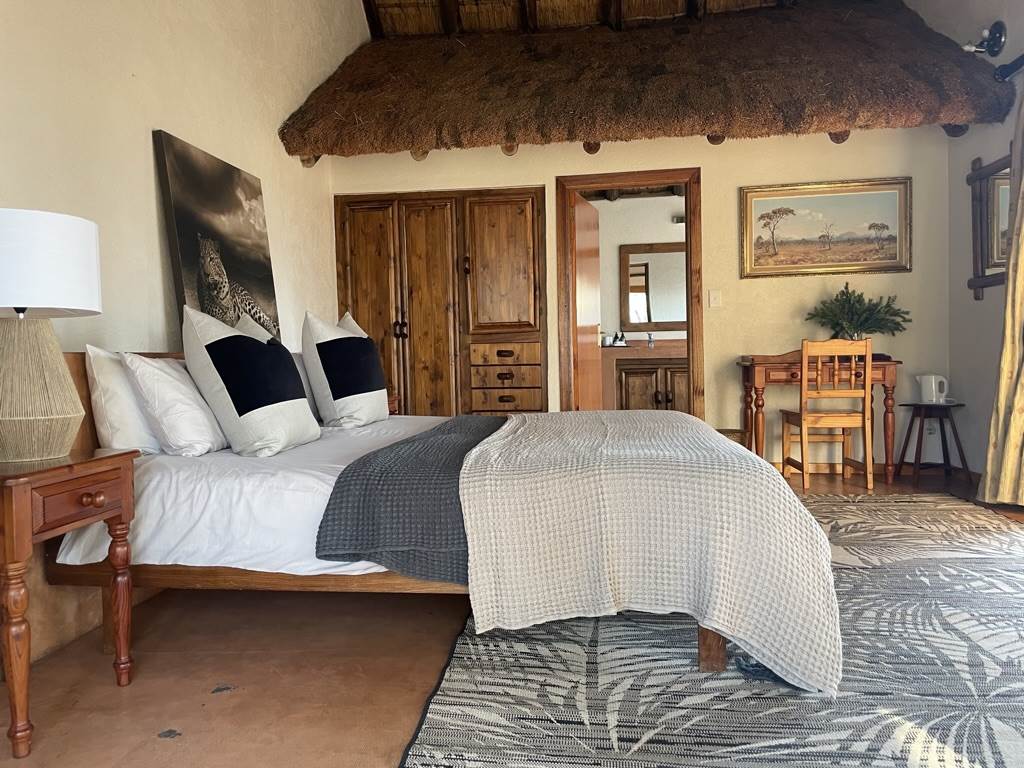 5 Bed House in Mabula Private Game Lodge photo number 13