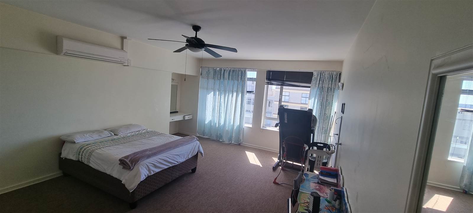 3 Bed Apartment in Humewood photo number 26
