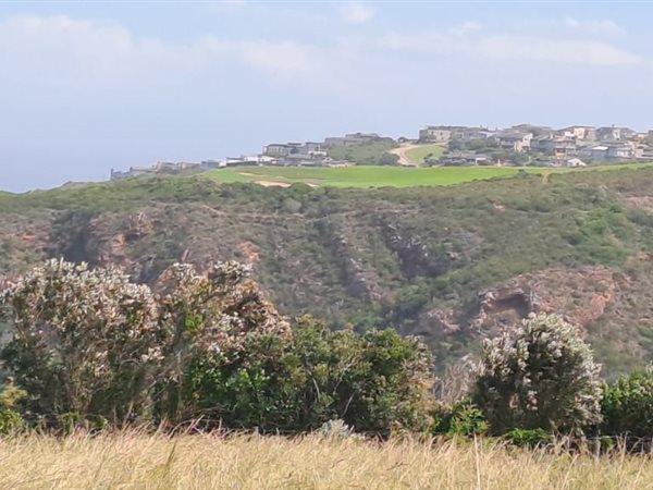 600 m² Land available in Le Grand Golf Estate