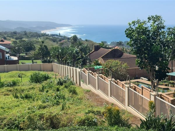 1167 m² Land available in Zinkwazi Beach