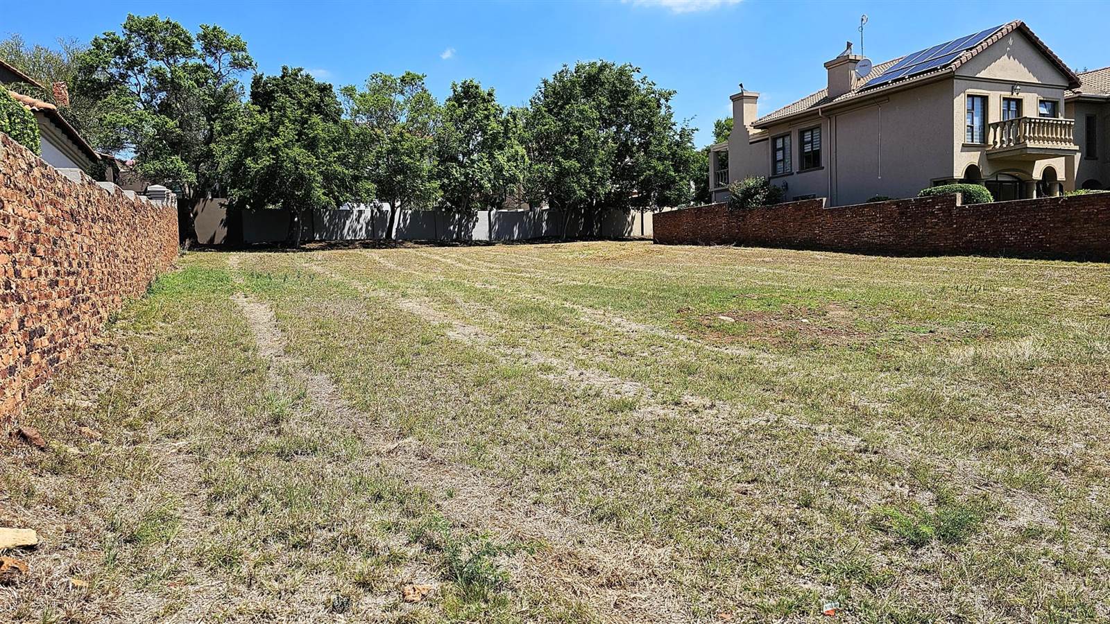 816 m² Land available in Xanadu photo number 5