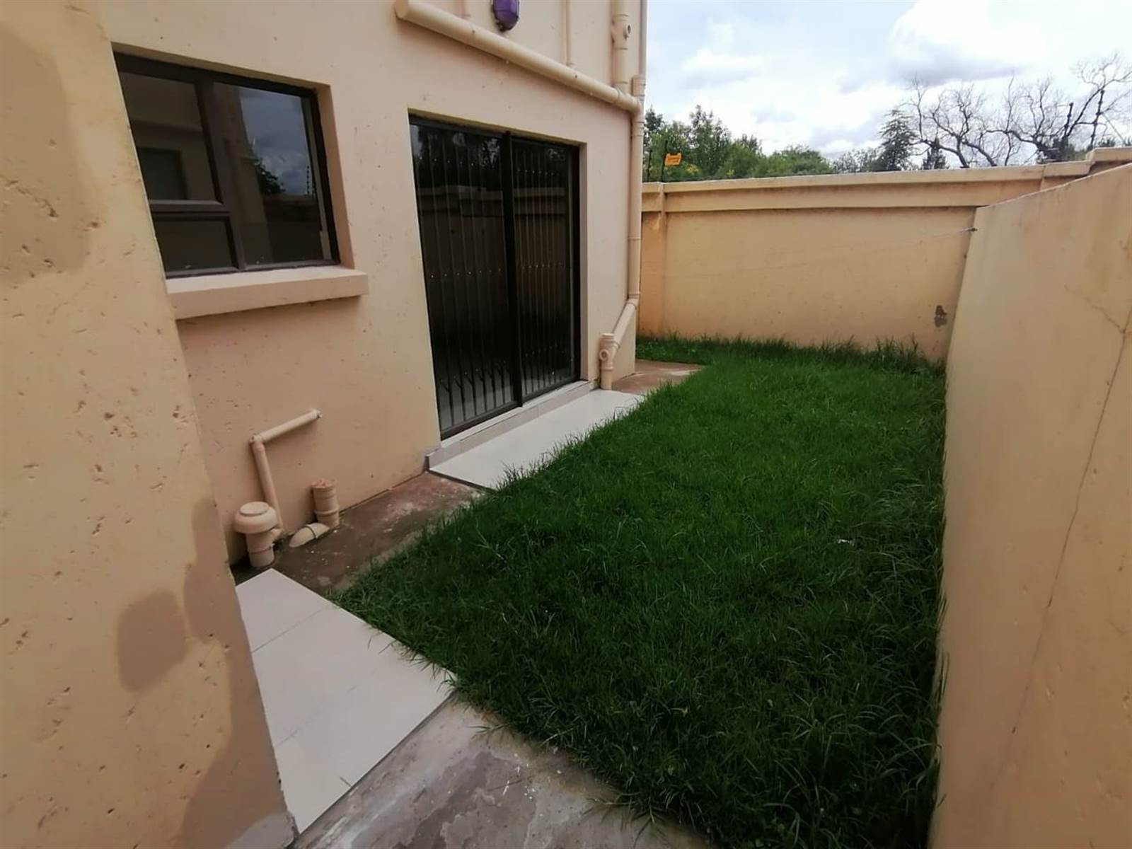 2 Bed Apartment in Secunda photo number 22