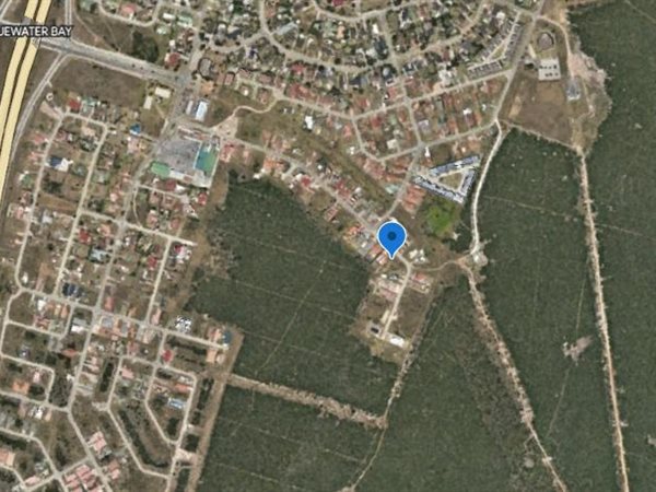 939 m² Land available in Bluewater Bay