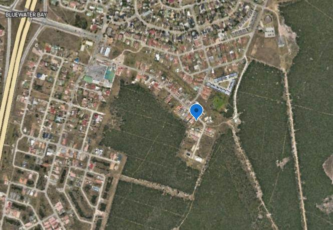 939 m² Land available in Bluewater Bay photo number 1