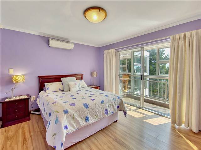 3 Bed House in Sunset Beach photo number 26