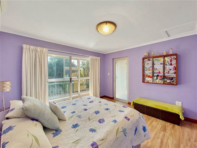 3 Bed House in Sunset Beach photo number 28