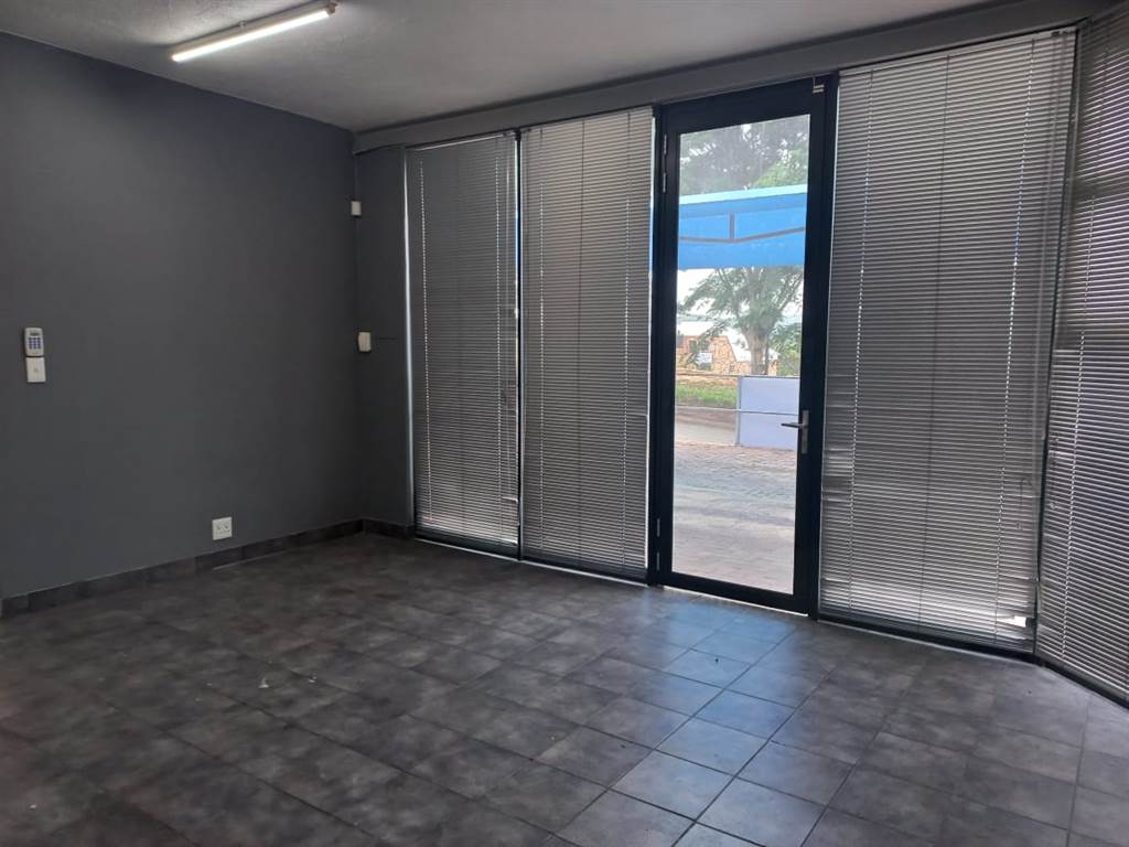 315  m² Industrial space in Nelspruit Industrial photo number 5
