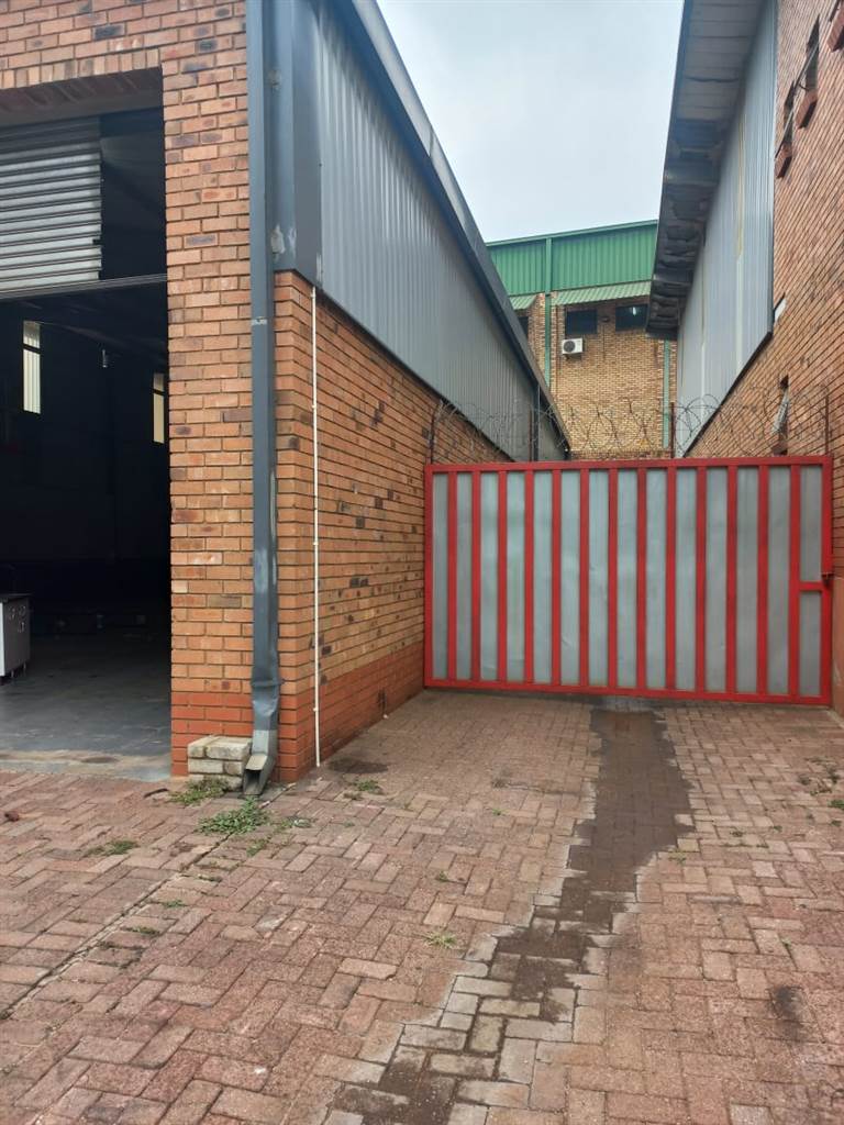 315  m² Industrial space in Nelspruit Industrial photo number 14