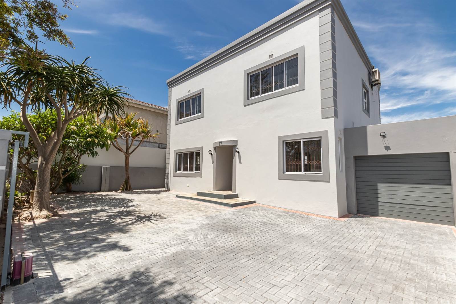 7 Bed House in Rondebosch East photo number 1