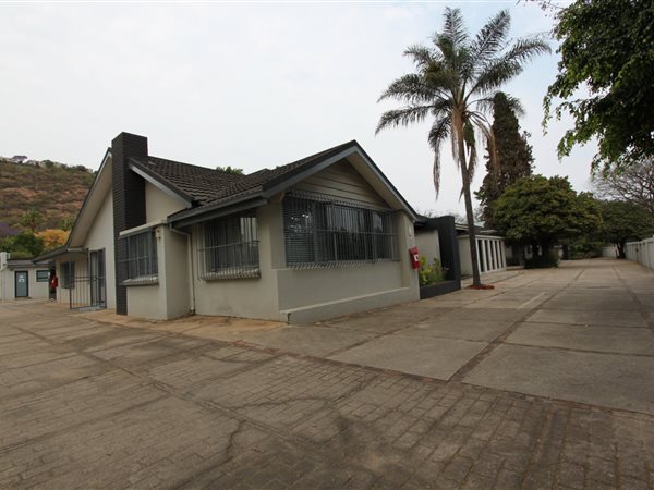 12 Bedroom House
