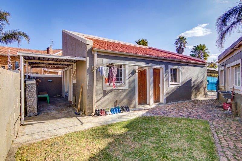 4 Bed House in Kempton Park Ext 4 photo number 21