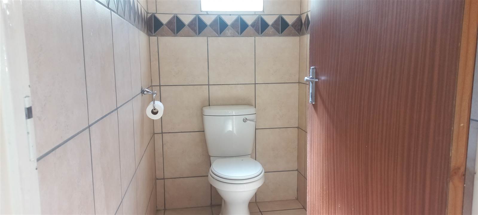 2 Bed Townhouse in Vryburg photo number 8