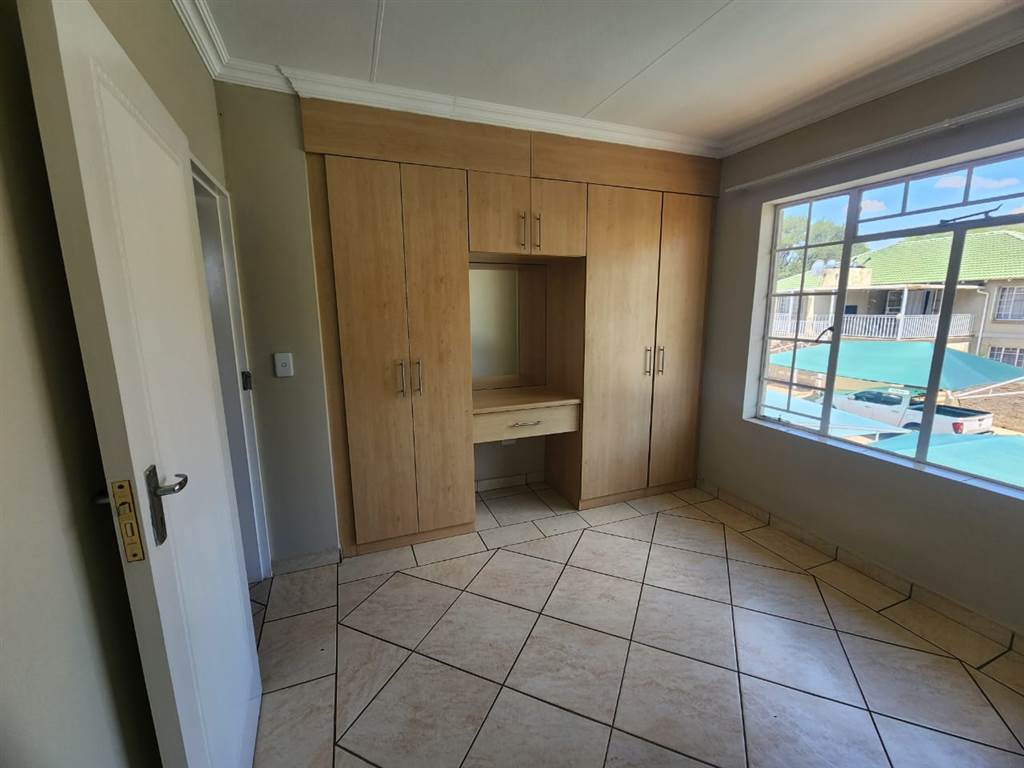 2 Bed House in Thabazimbi photo number 5