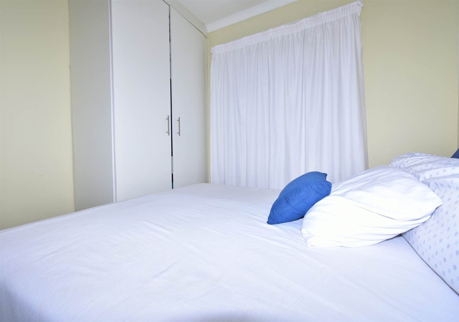 3 Bed Simplex in Albertsdal photo number 9