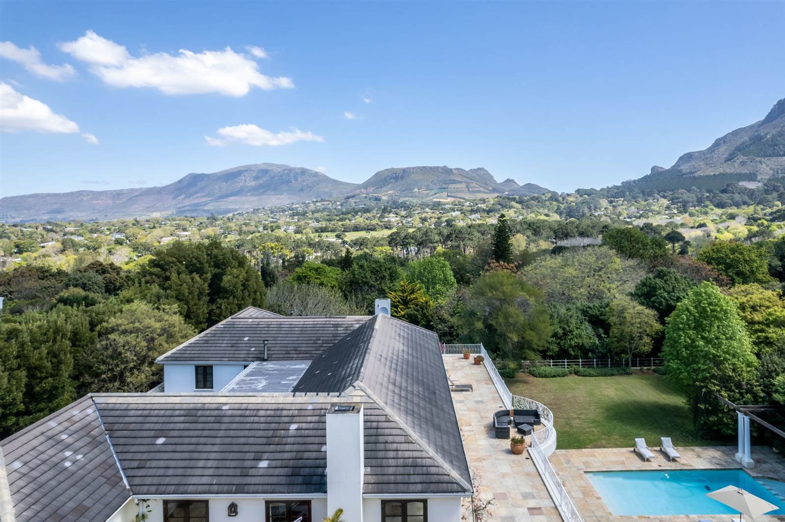 6 Bed House in Constantia Upper  photo number 26