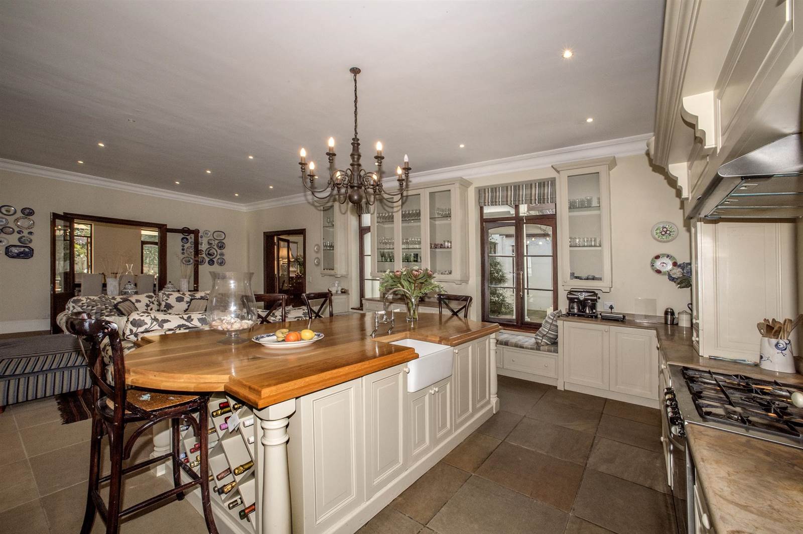 6 Bed House in Constantia Upper  photo number 18