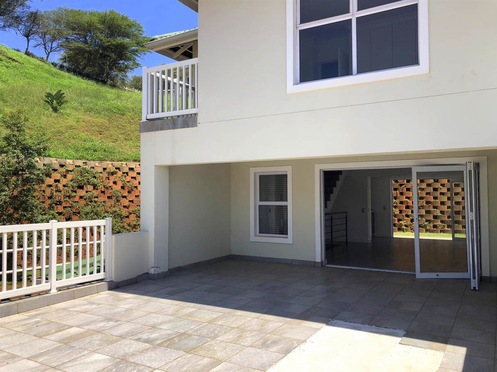 3 Bed Townhouse in Mt Edgecombe photo number 1