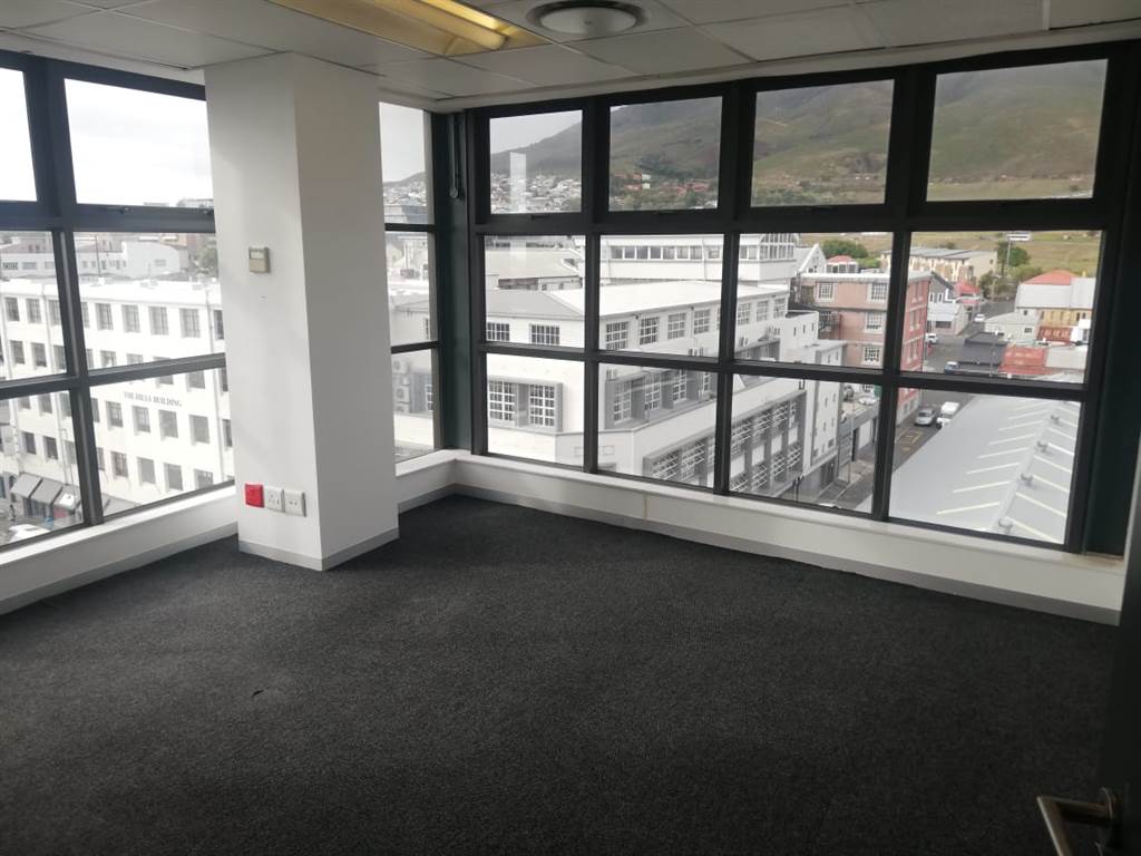 428  m² Office Space in Woodstock photo number 4