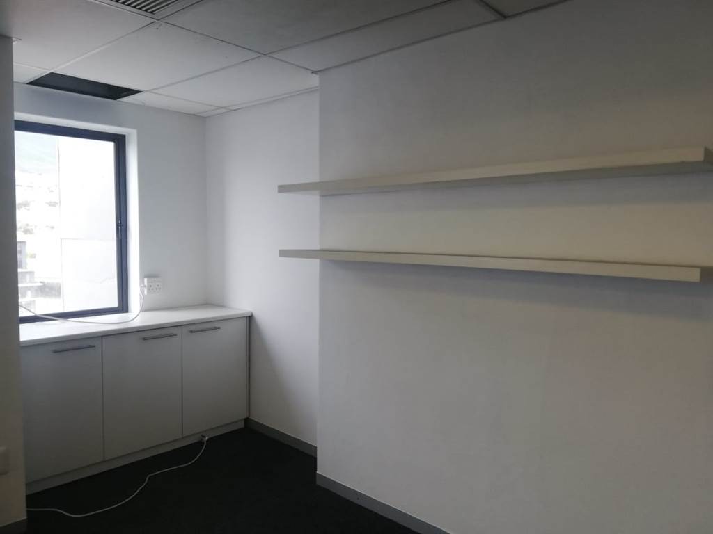 428  m² Office Space in Woodstock photo number 14