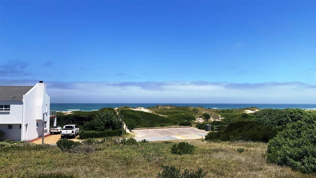 525 m² Land available in Stilbaai photo number 2