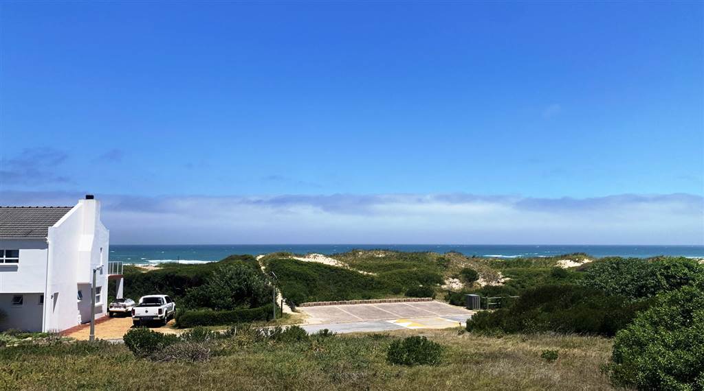 525 m² Land available in Stilbaai photo number 4