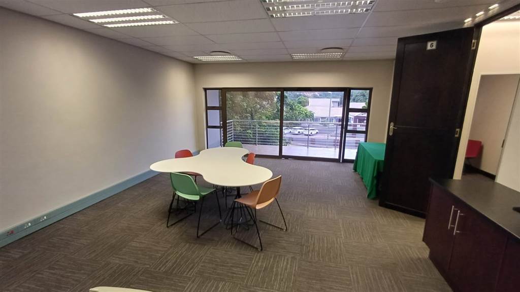 255  m² Commercial space in Nelspruit photo number 4