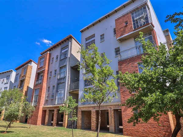 1 Bed Apartment For Sale In Houghton Estate 