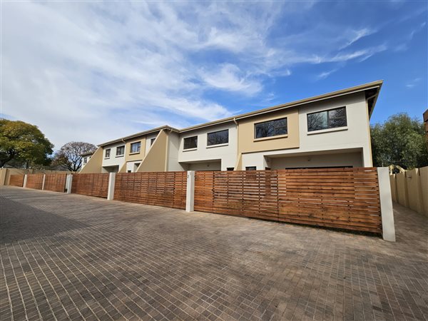 3 Bed Townhouse