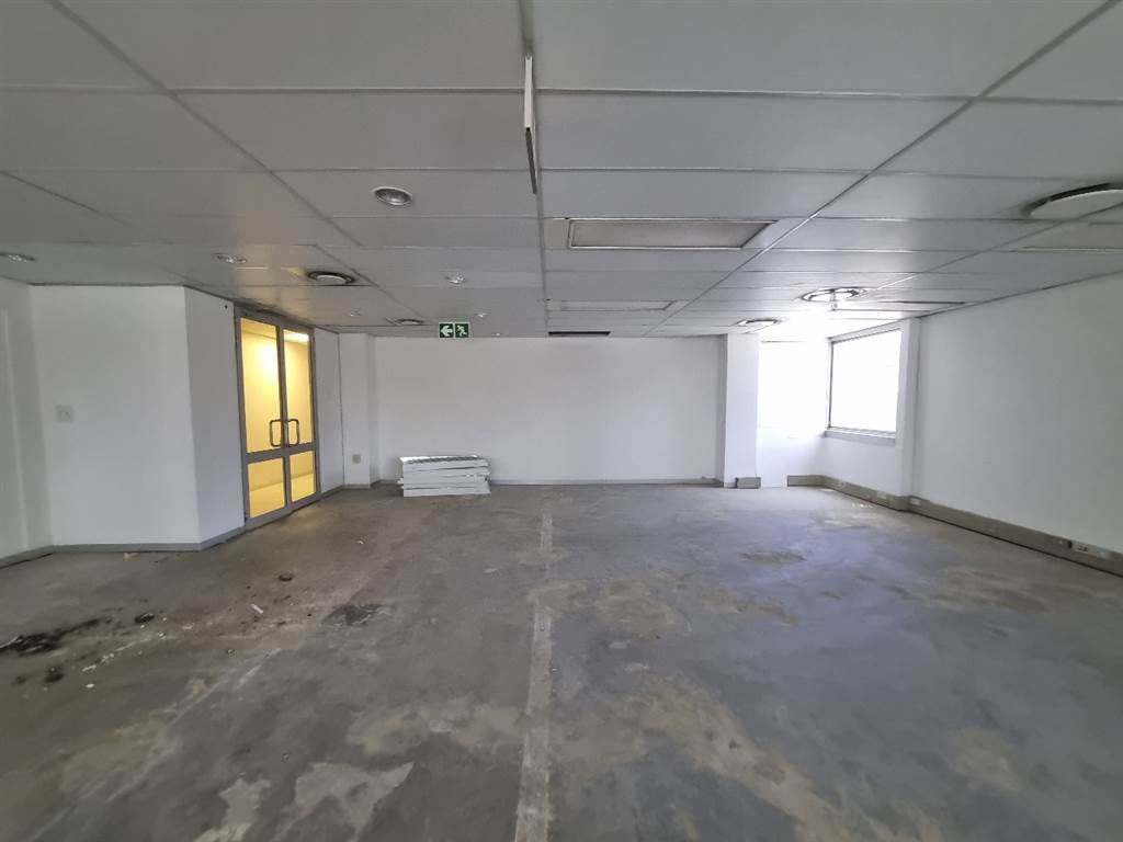 176  m² Commercial space in Hatfield photo number 5